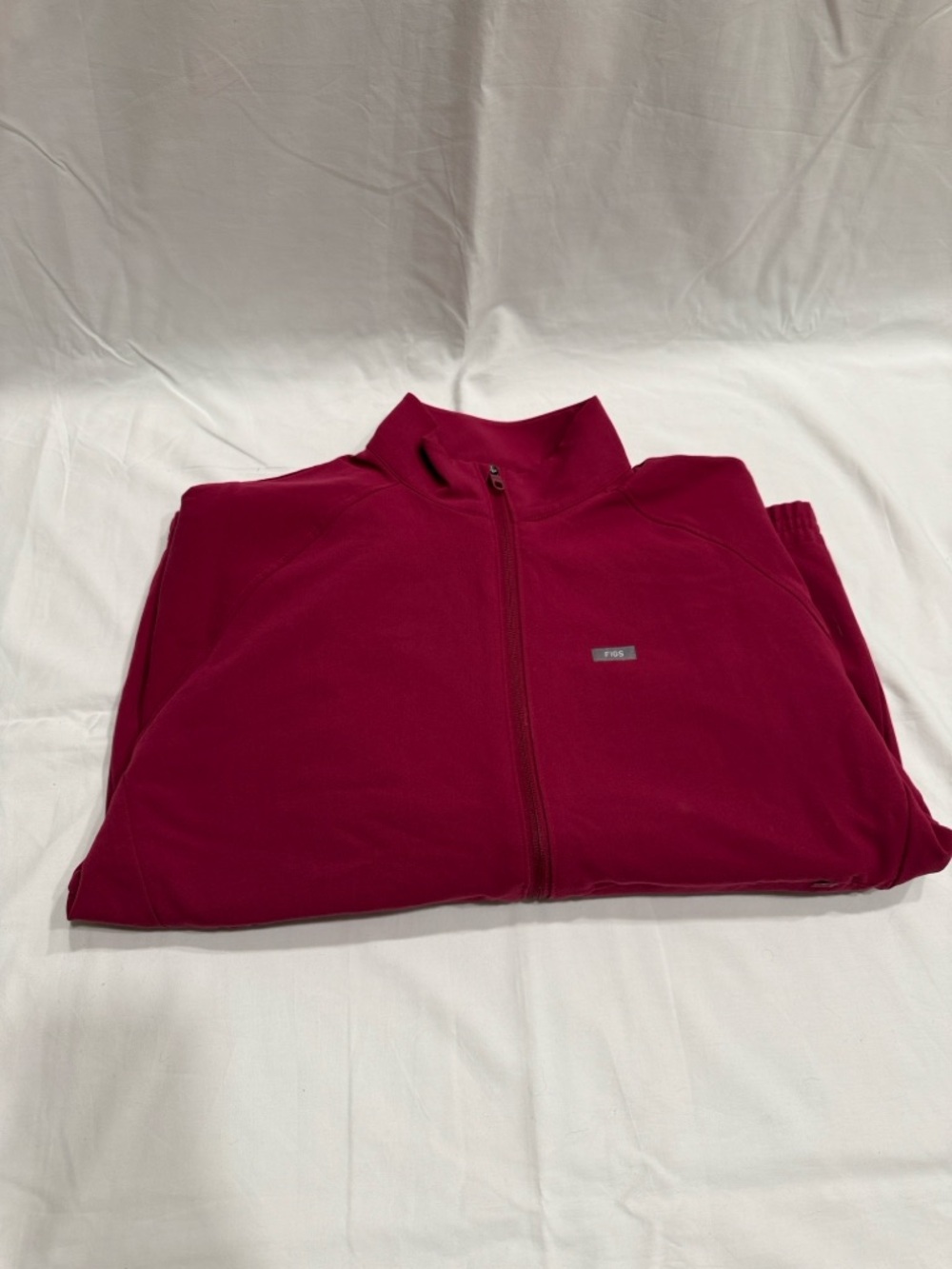 Figs Men's Maroon Cobaki Full-Zip Scrub Jacket